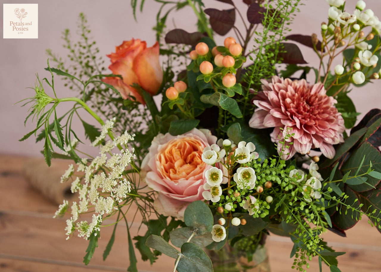 Darent posie in vase
