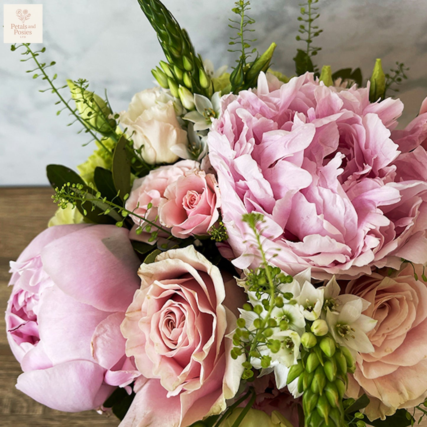 Peony Hand-Tie